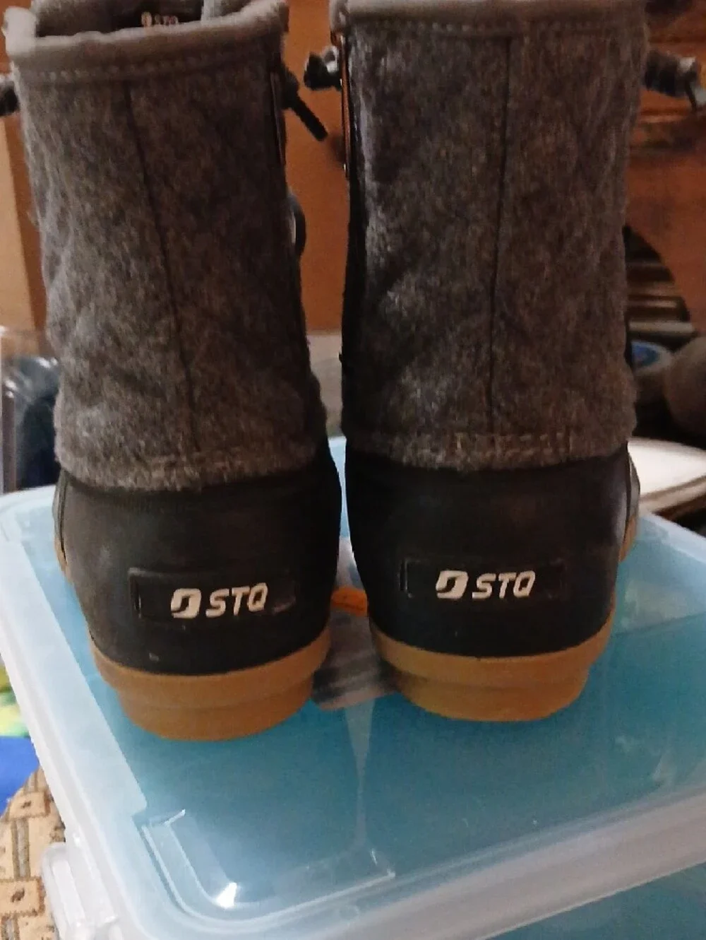 Stq Gear.com,‎  Waterproof Winter Boots - Gray with Tan Sole, Womens Sz.6